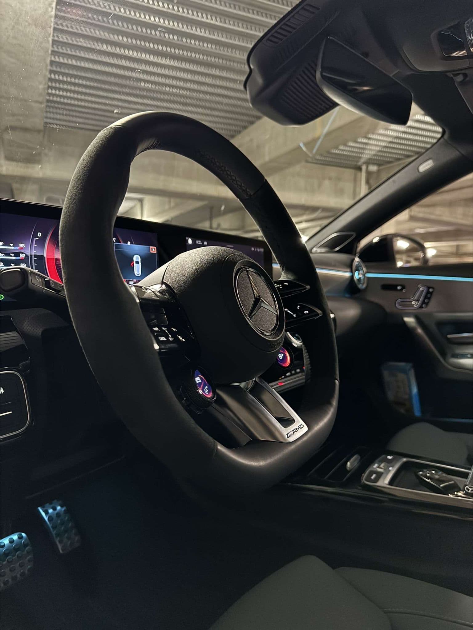 MERCEDES A45S BLANCHE